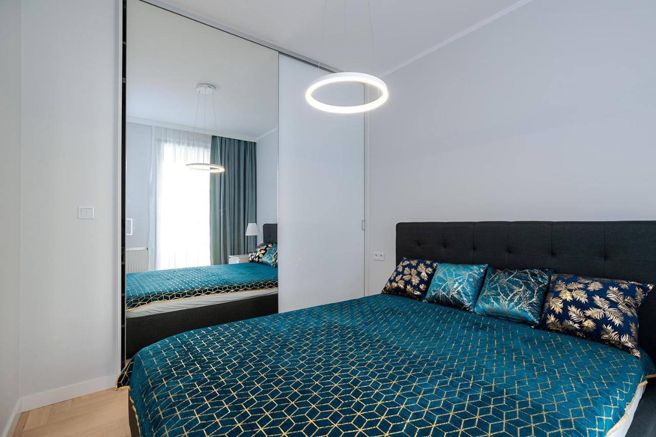 Wola Luxe Apartment 바르샤바 외부 사진