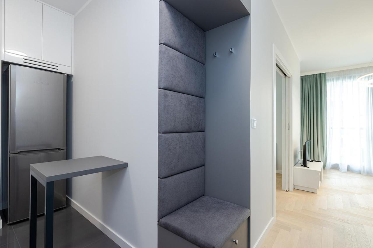 Wola Luxe Apartment 바르샤바 외부 사진
